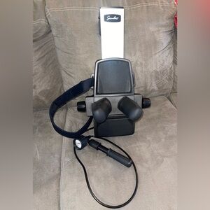 Saunders Neck Traction Device with Pump